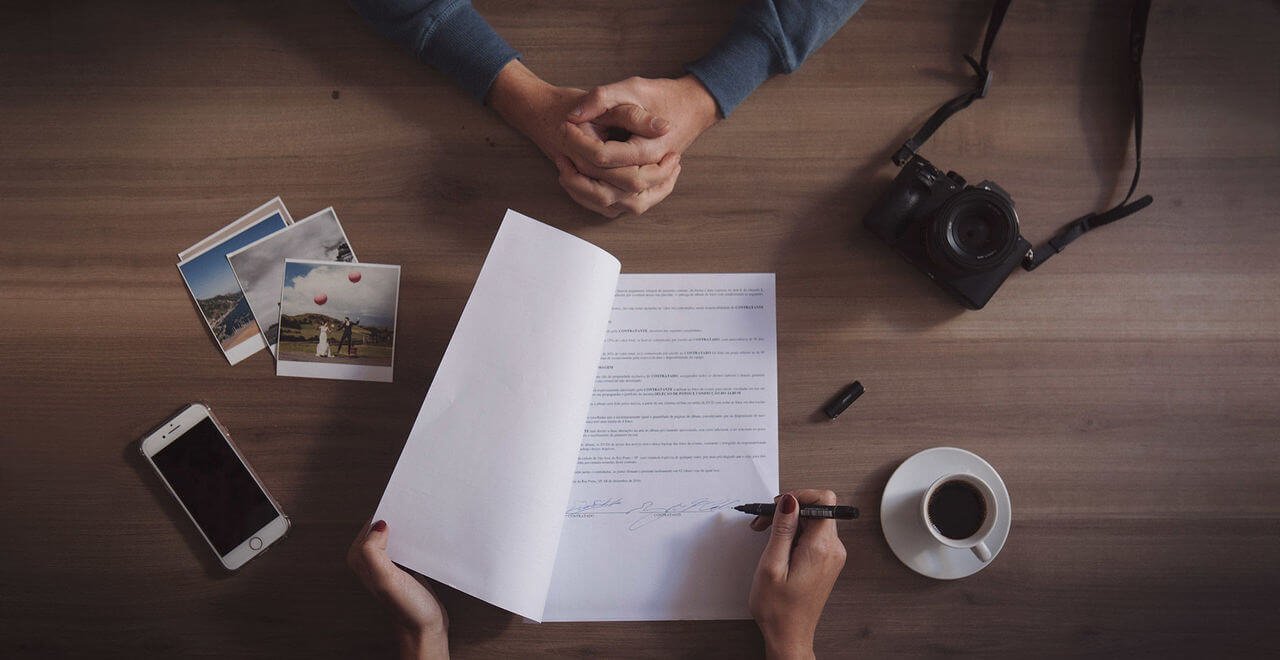 4 Razões Para Não Usar Modelos De Contratos Nos Seus Negócios